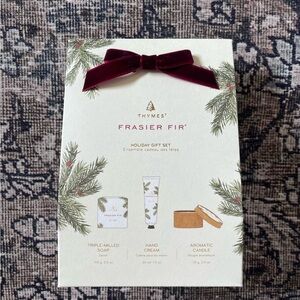 Thymes Frasier Fir Holiday Gift Set